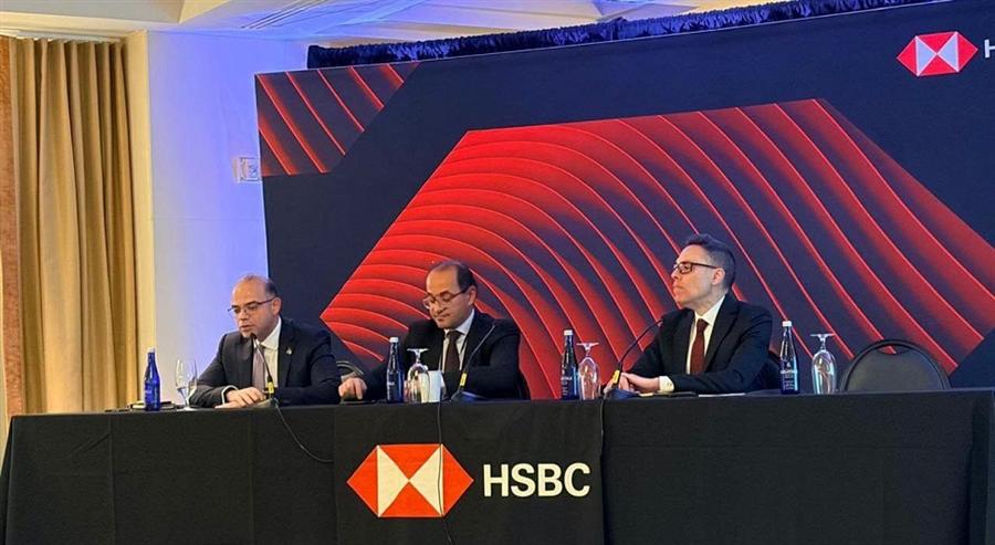 الحكومة تستهدف رقمنة المنظومة الاستثمارية بالكامل وتقليص مدة الإجراءات